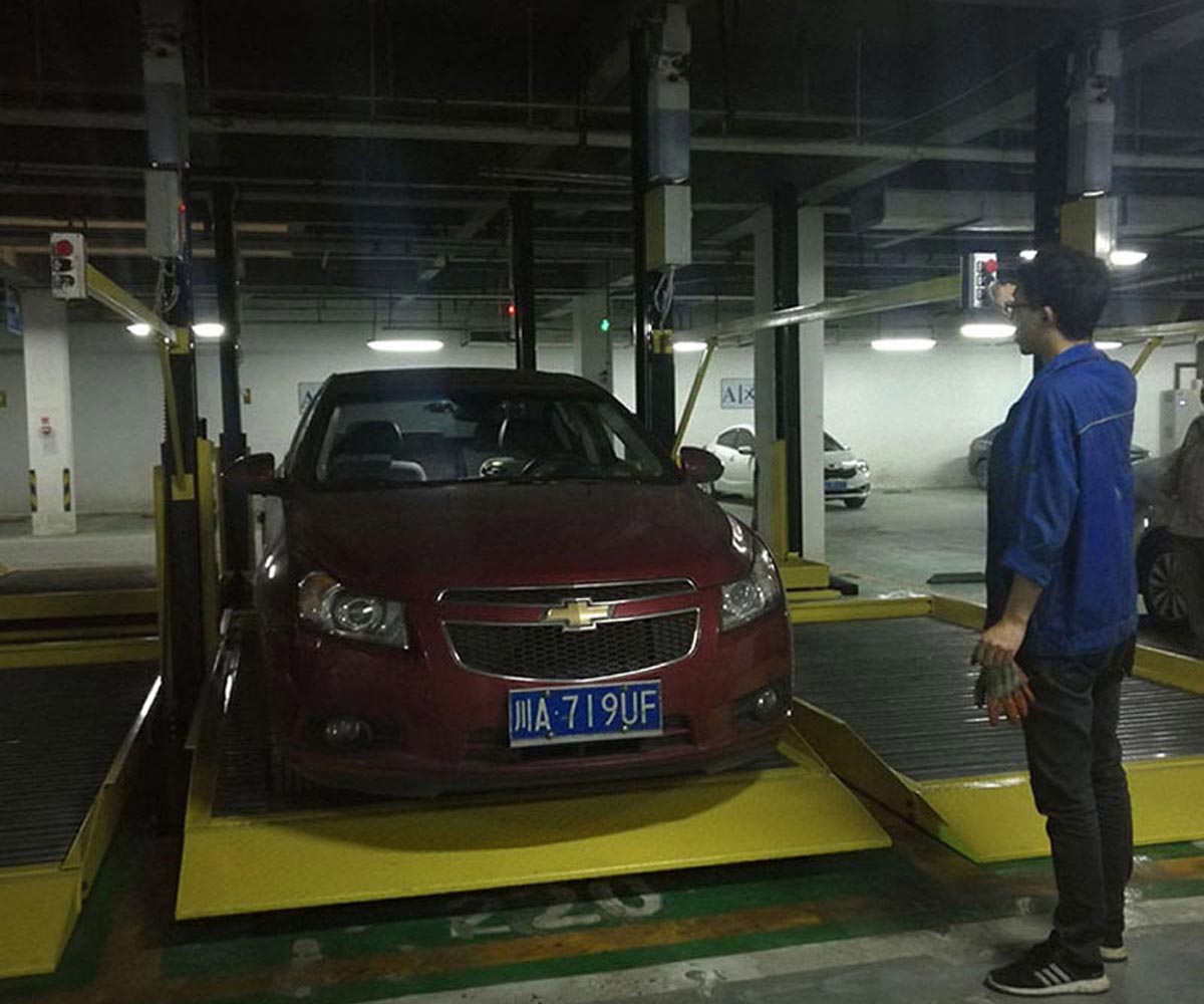 延长县4柱立体停车设备拆除